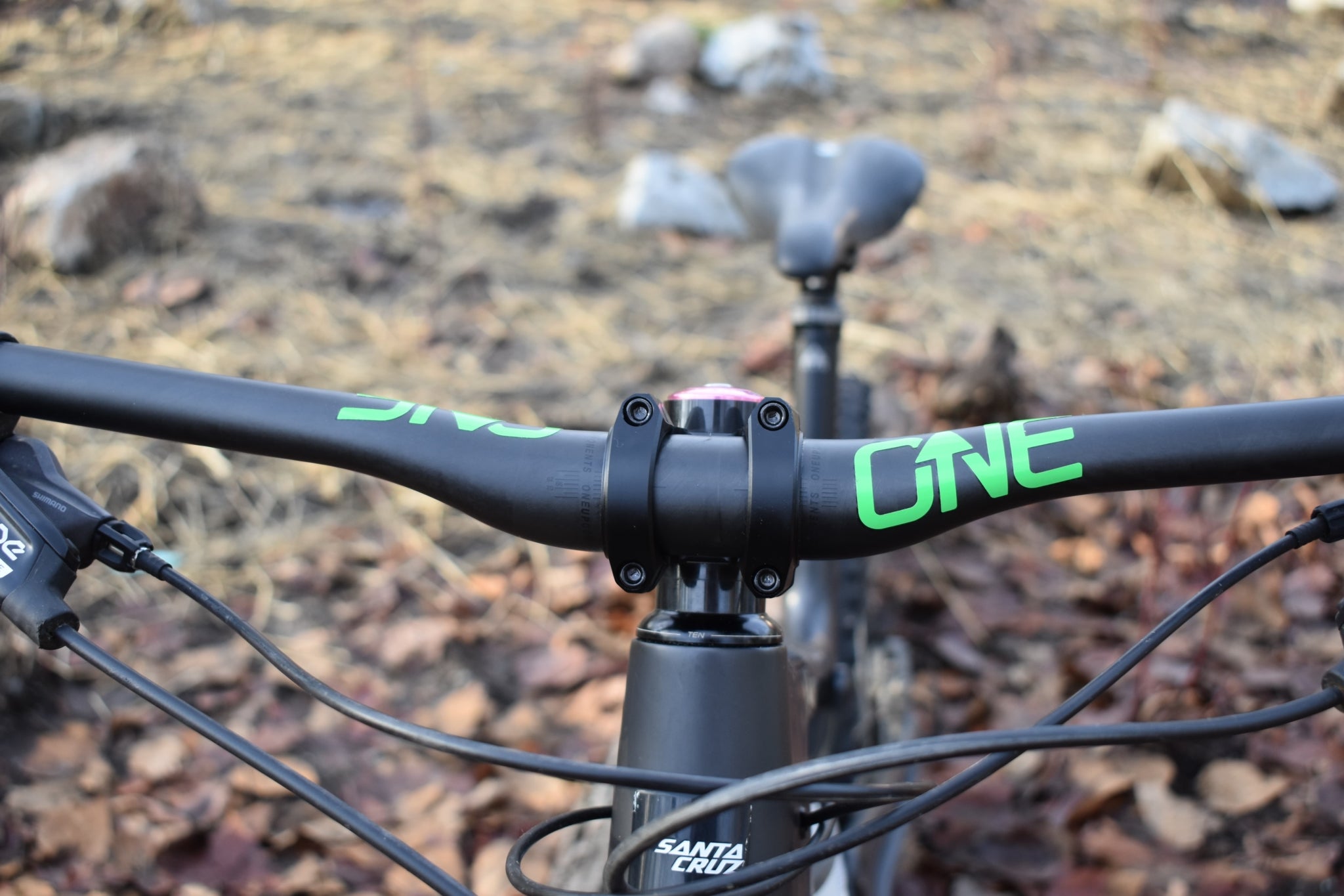 Oneup Components' Carbon Bar Smooths Out the Trail Buzz – Steed Cycles