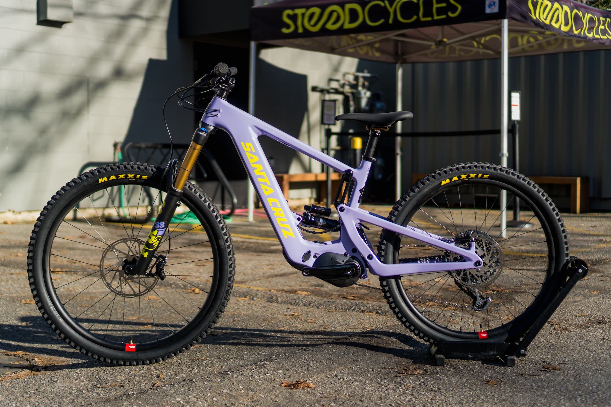 Santa Cruz Bullit Review – Steed Cycles