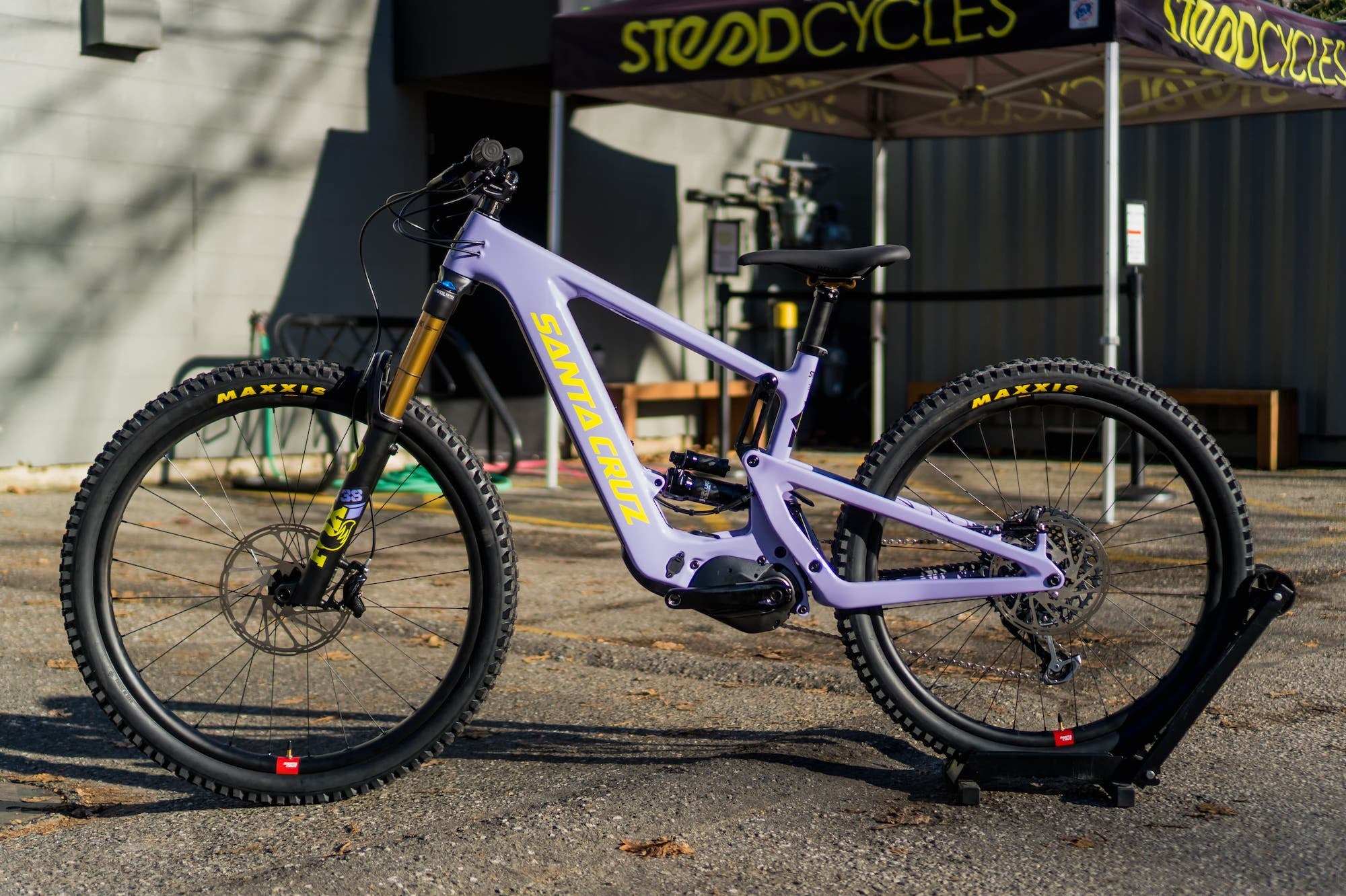 Santa Cruz Bullit Review