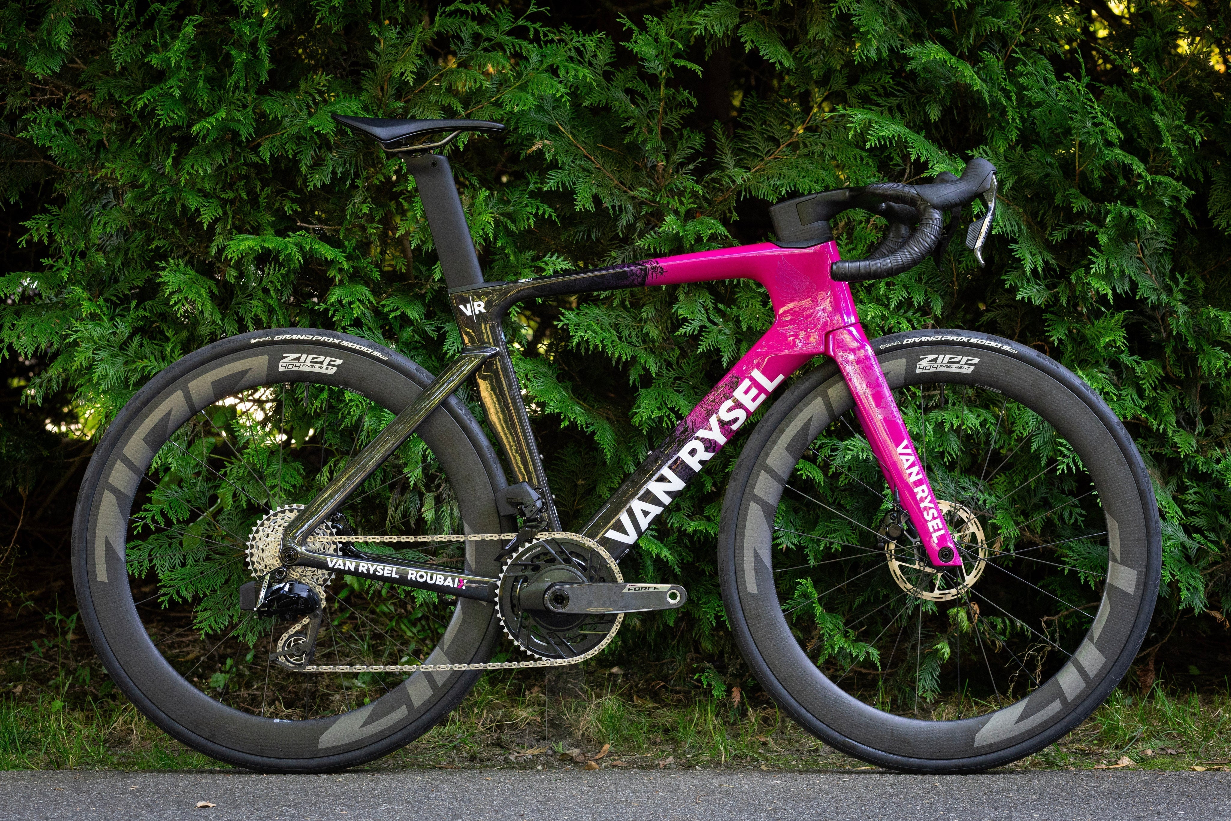Van Rysel RCR-F | Roubaix Team Edition