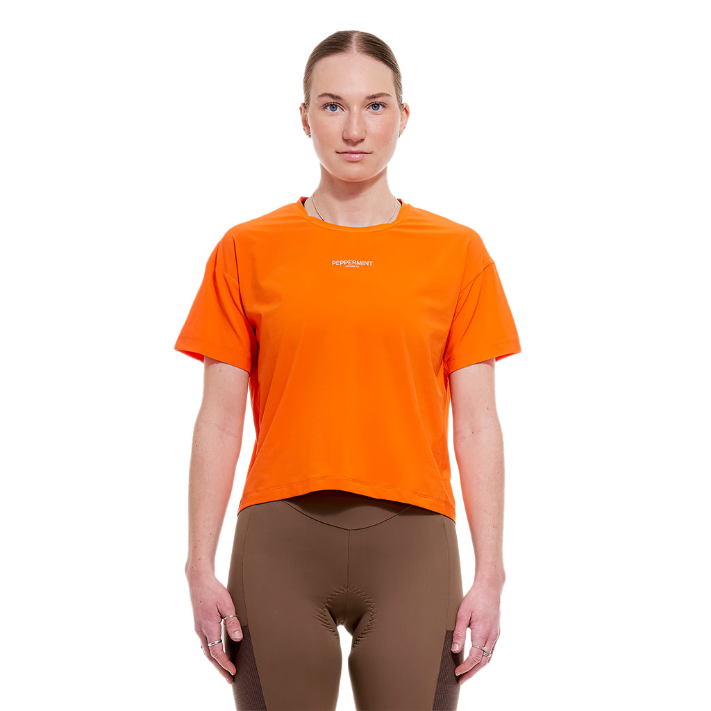 T-shirt court Backroads pour femmes de Peppermint Cycling Co.