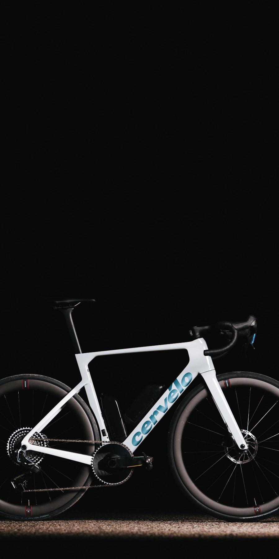 Cervelo-Soloist-Cloud-Burst-Mobile-Model-Page-Steed-Cycles.webp