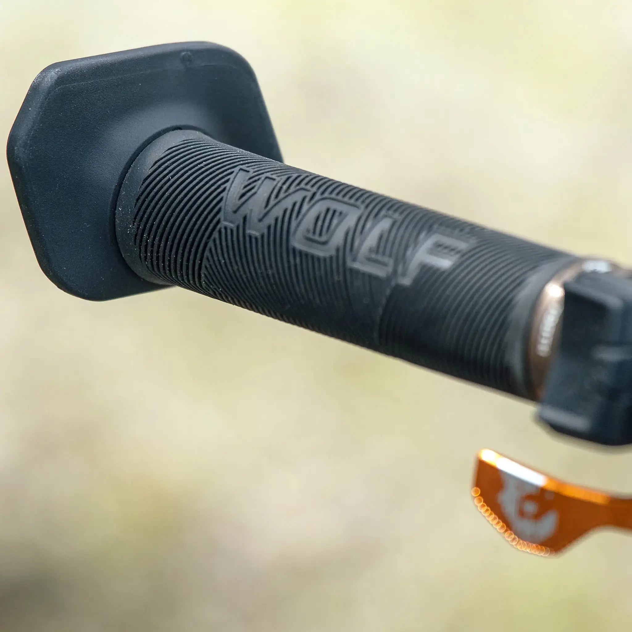 Wolf Tooth Components Locked-In Bar Ends