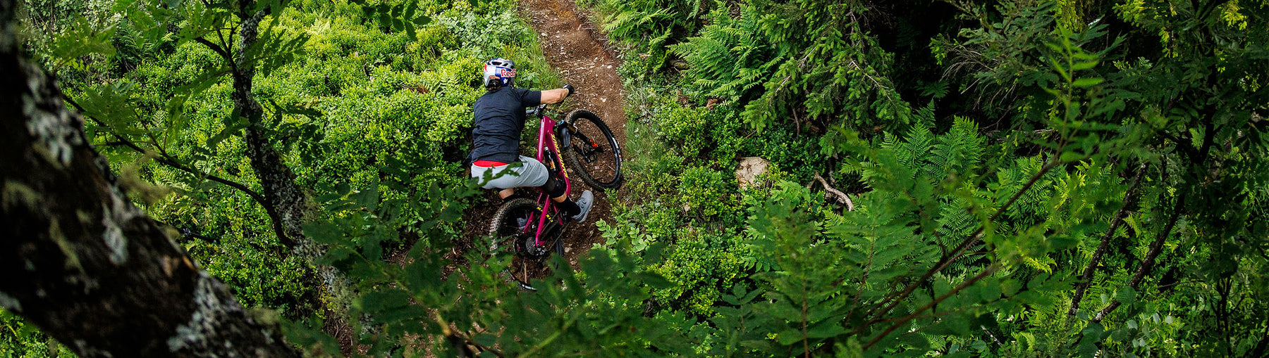 Laurie Greenland riding the Santa Cruz Bronson 5