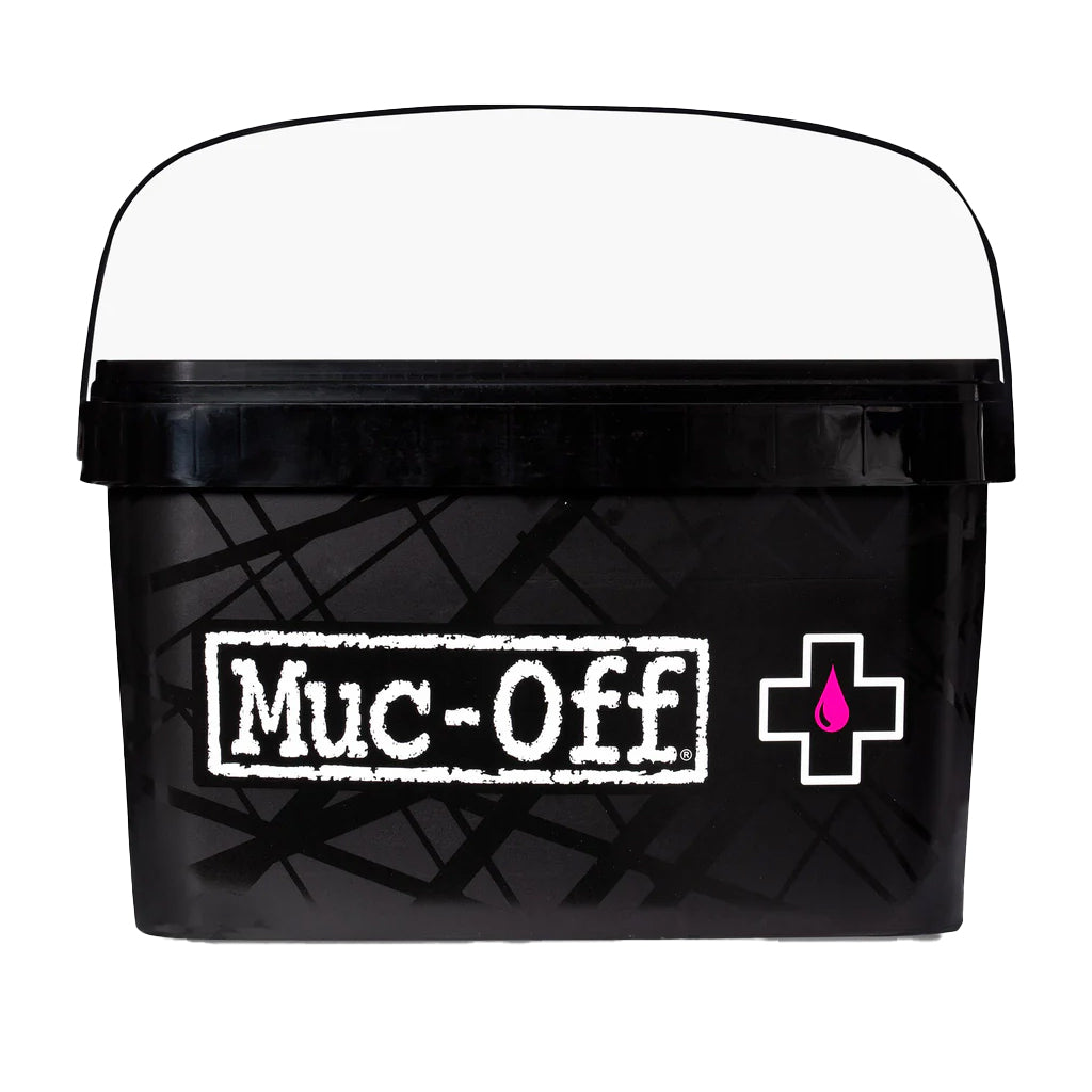 Muc-Off 8 in 1 Bicycle Cleaning Kit