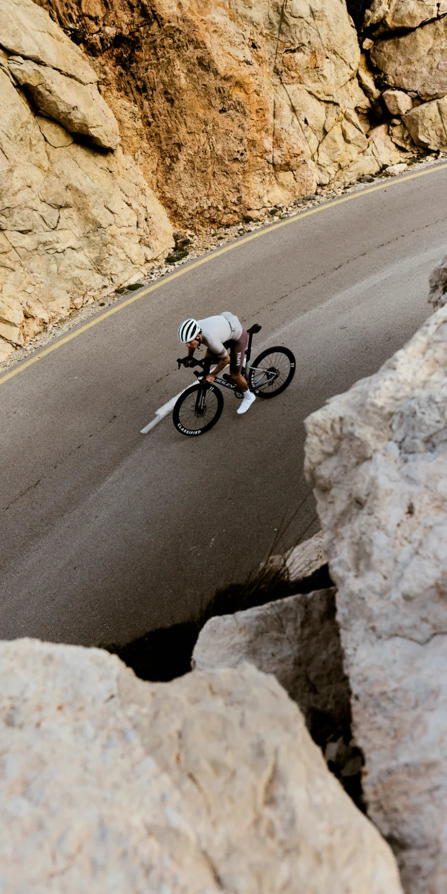 Rapha-Homepage-Steed-Cycles.webp
