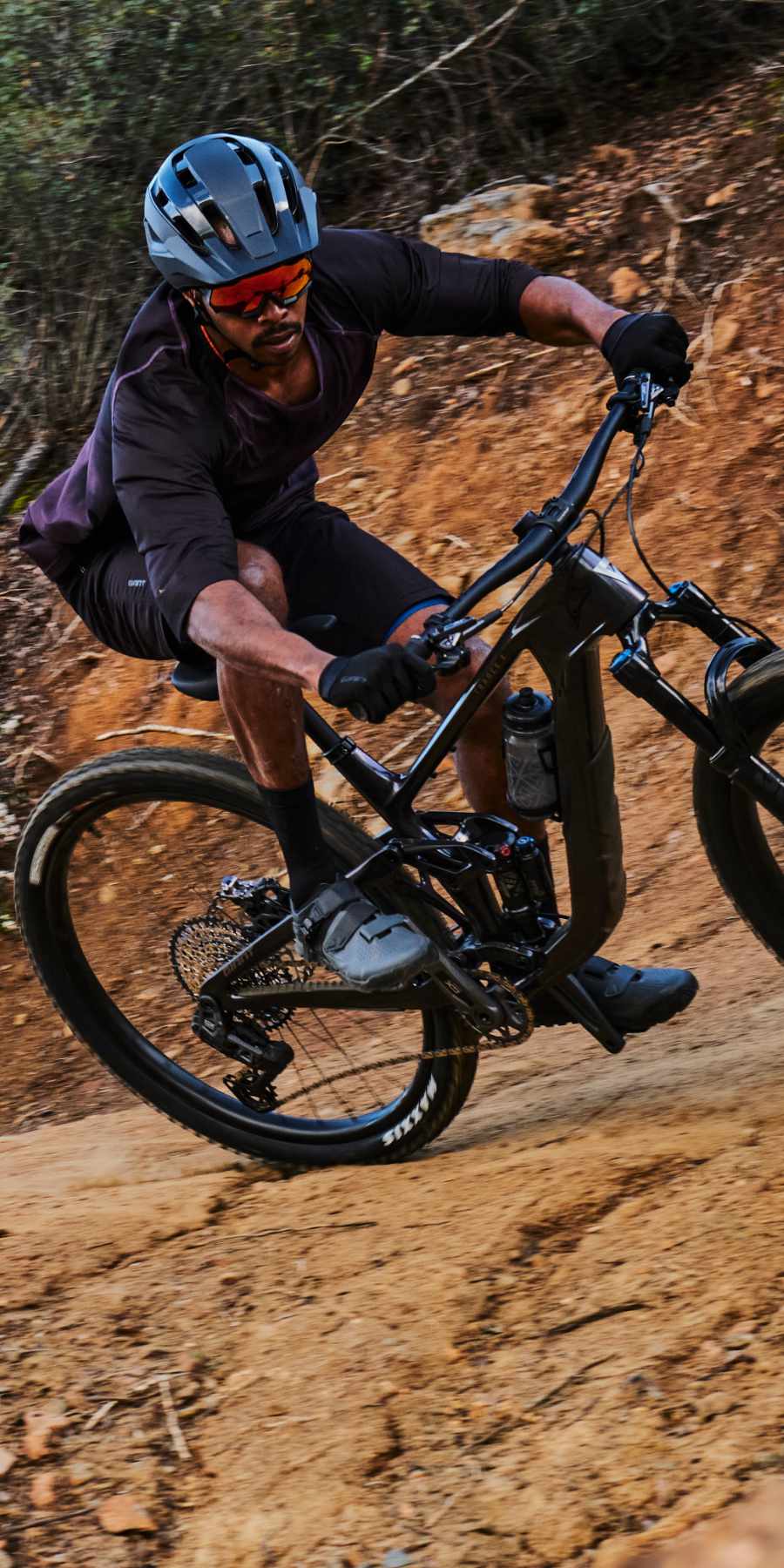 Steed-Cycles-Giant-Trance-X-Mobile-Header.jpg