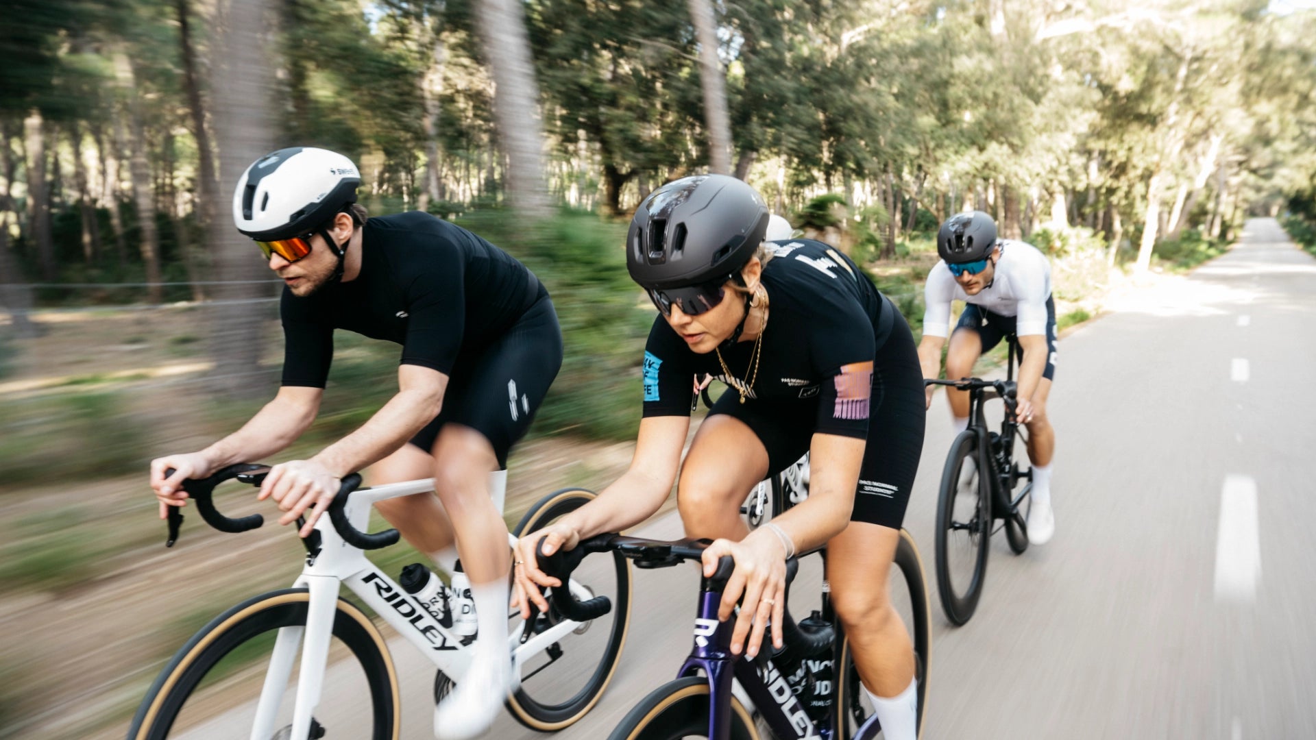 Steed-Cycles-Sweet-Protection-Road.webp