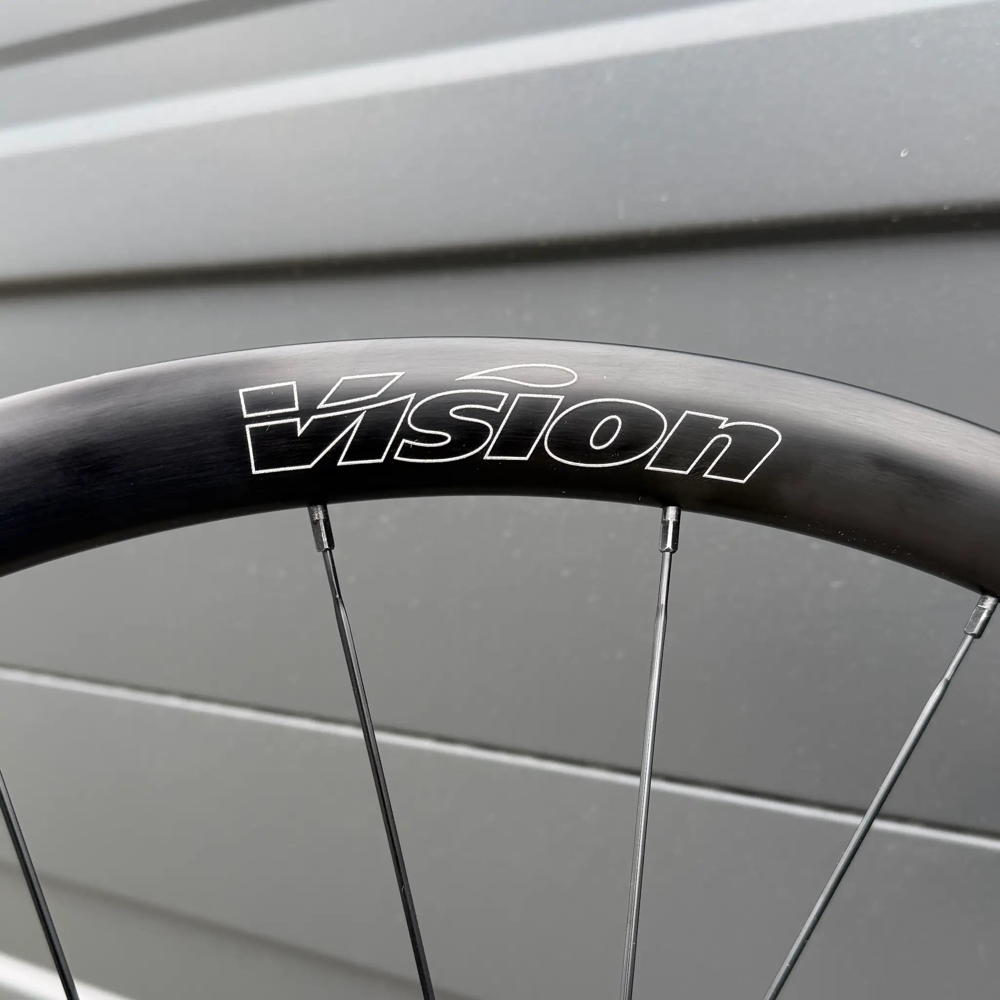 Vision Team 30 i23 700c HG Road 6 Bolt Wheelset (Take Off)