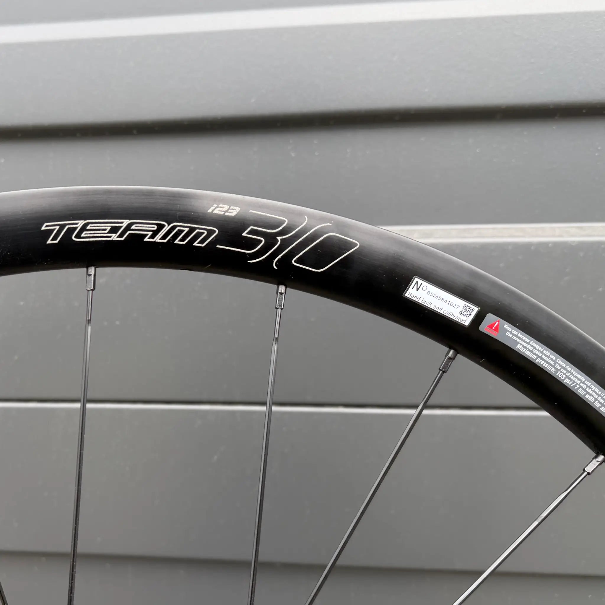 Vision Team 30 i23 700c HG Road 6 Bolt Wheelset (Take Off)