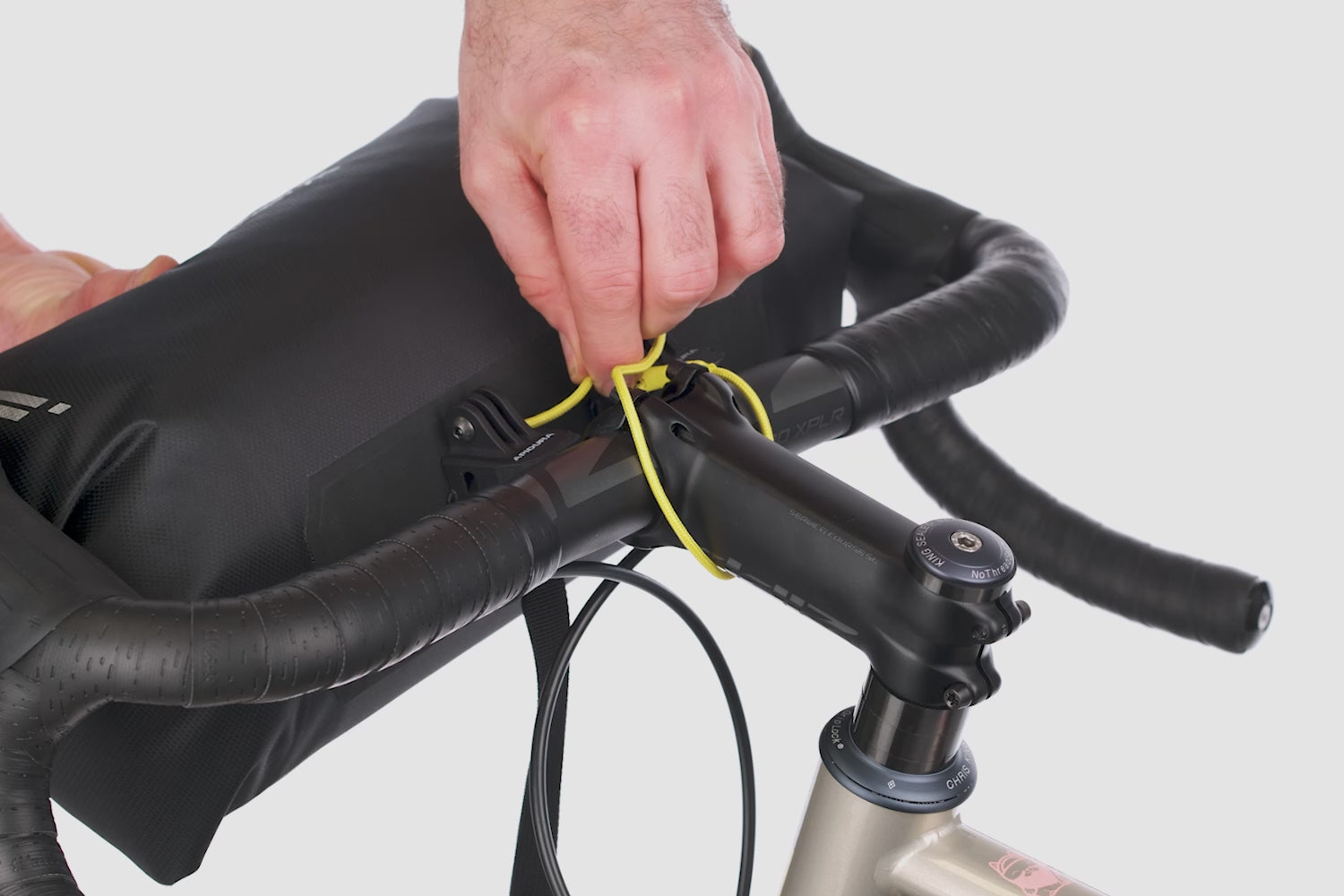 Apidura Expedition Handlebar Pack